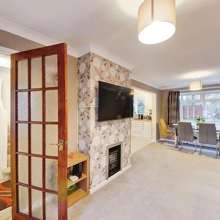 Beautiful Home Close To Town Free Netflix, Wifi Solihull Zewnętrze zdjęcie