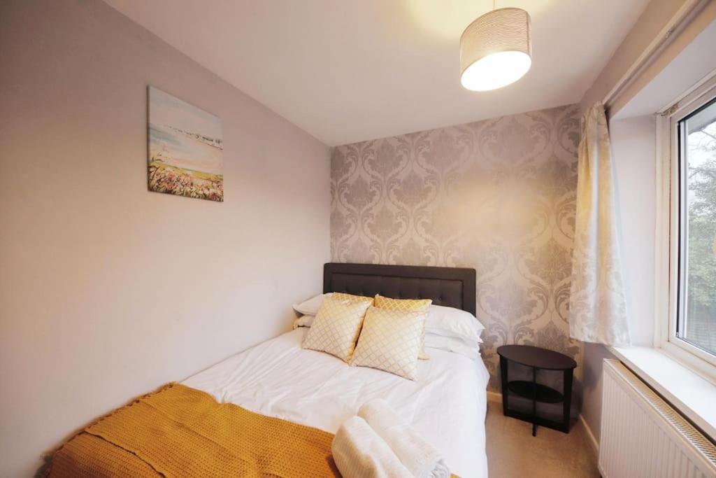 Beautiful Home Close To Town Free Netflix, Wifi Solihull Zewnętrze zdjęcie