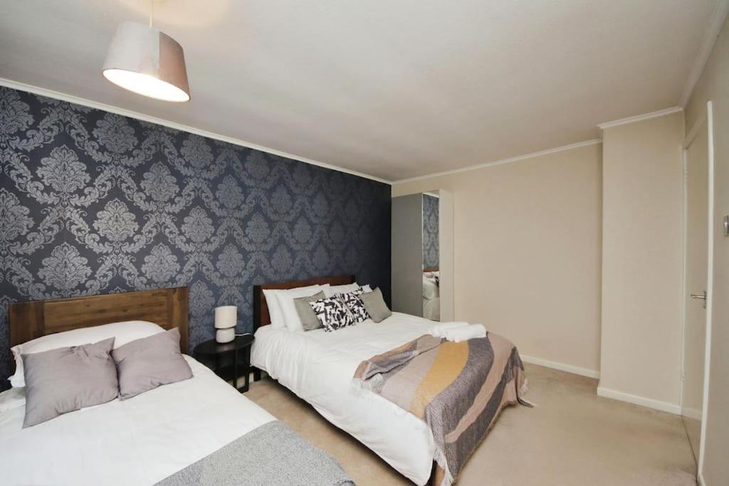 Beautiful Home Close To Town Free Netflix, Wifi Solihull Zewnętrze zdjęcie
